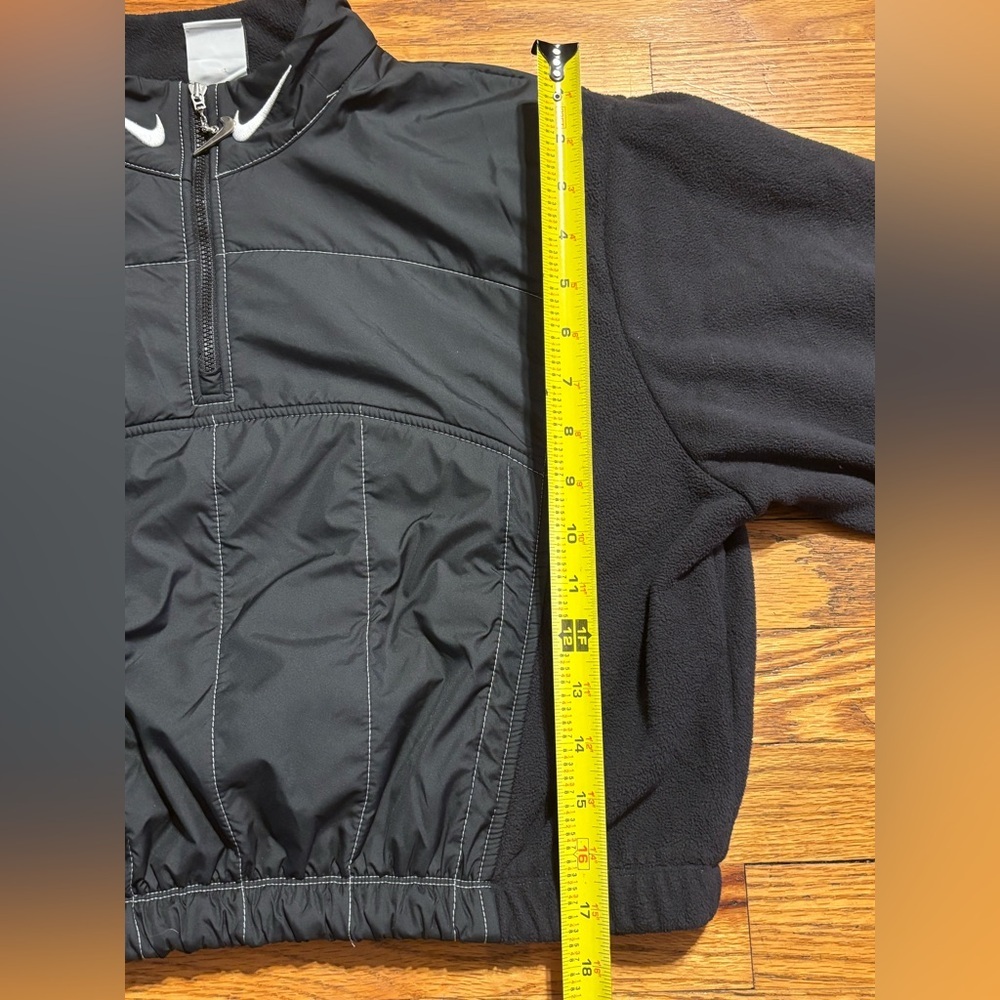 Nike Black Women's Jacket - Picture 13 of 14